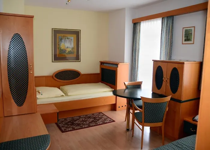 Schloessl Hotel 2*