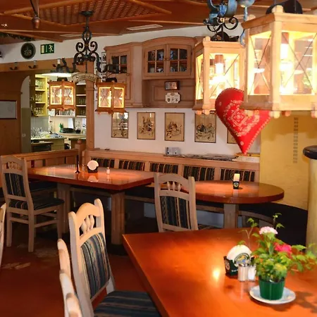 Schlössl Hotel